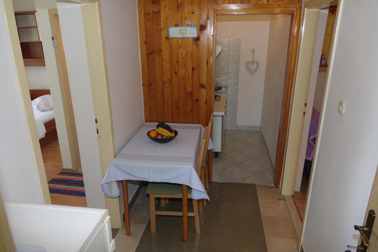 Roza Apartment Baška Voda Exterior foto